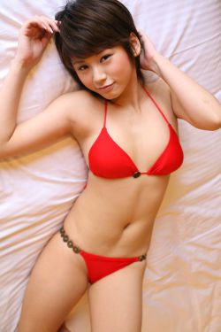 坐嘴巴拉屎