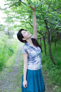 美女扒开粉嫩尿囗桶爽动漫app